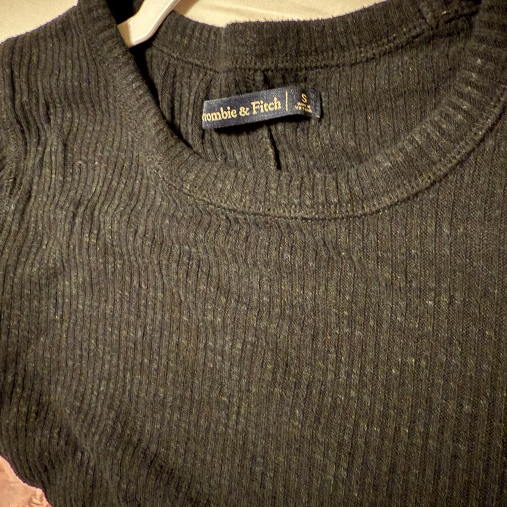 Abercrombie & Fitch Women’s black t shirt fitted